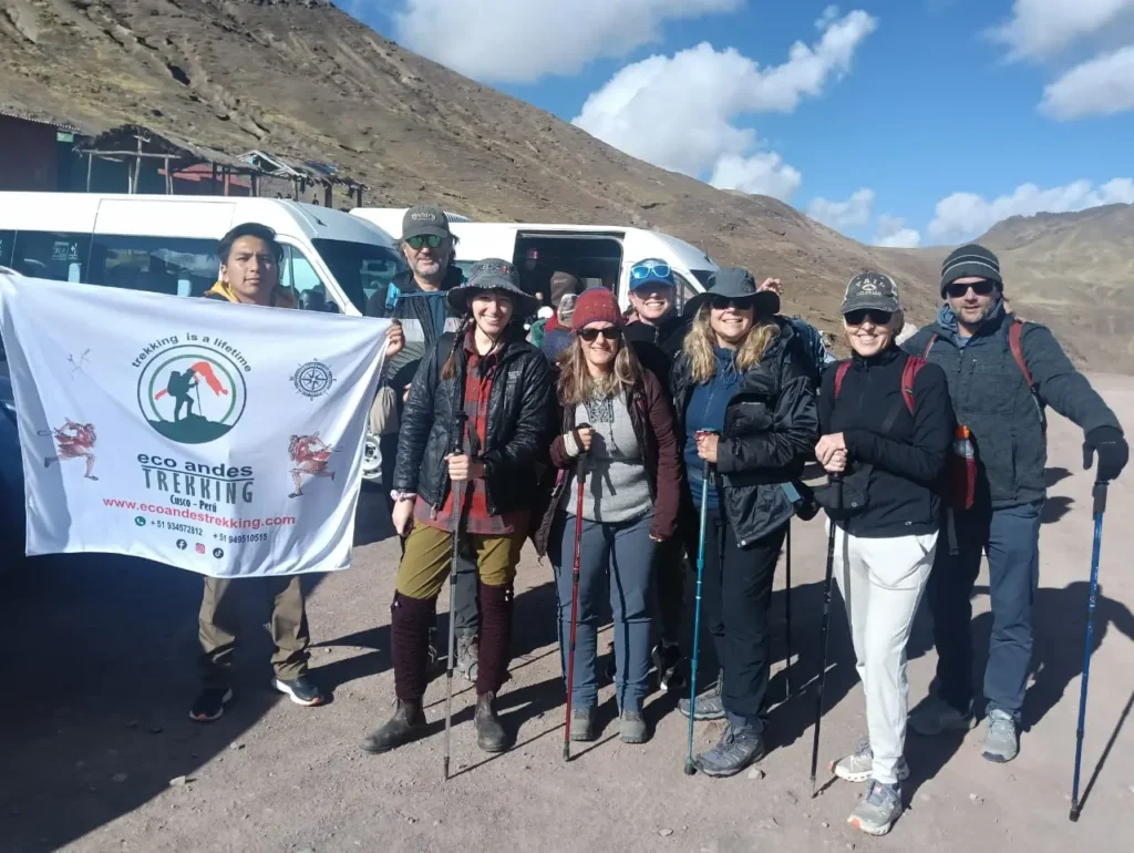 Sacred Valley Cusco tour bus stopping at scenic mountain viewpoint